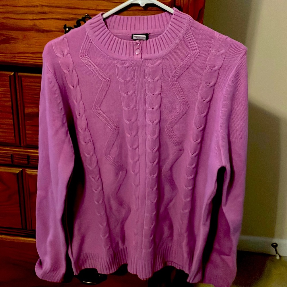 Women’s Sweater